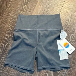 Vuori Biker Shorts